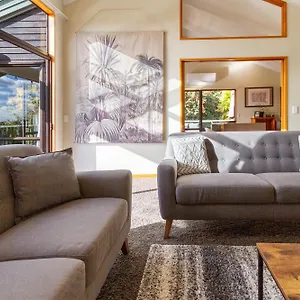  Holiday home Sherwood 4-bedroom With Spectacular Views